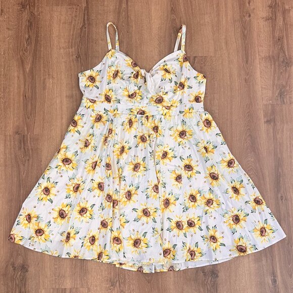 Torrid Mini Poplin Tie-Front Skater Sunflower Dress Sz 3X - Picture 4 of 13